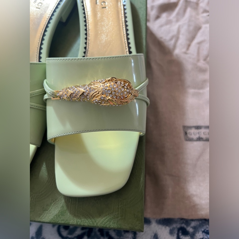 Gucci Sandals - Picture 4 of 8